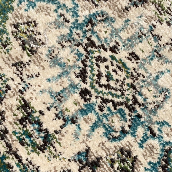 Area rug - Picture 2 of 4